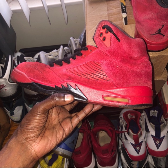 CHEAP 4 PAIR OF JORDANS BUNDLE DEAL - Picture 15 of 16